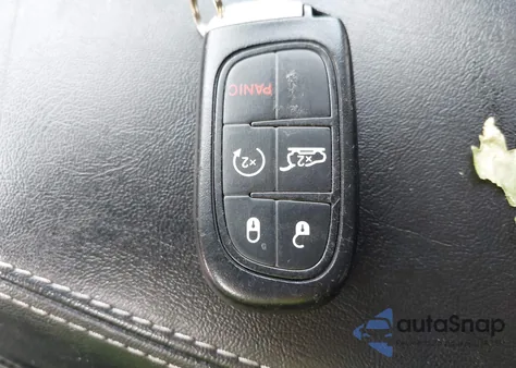 2015 Jeep Cherokee Latitude из США, поврежденный, VIN 1C4PJMCS2FW790133